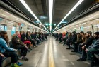 地铁跑酷表演赛：街头激情挑战之夜