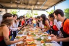 香肠派对团队赛：欢乐味蕾挑战，我们一起共享美食盛宴